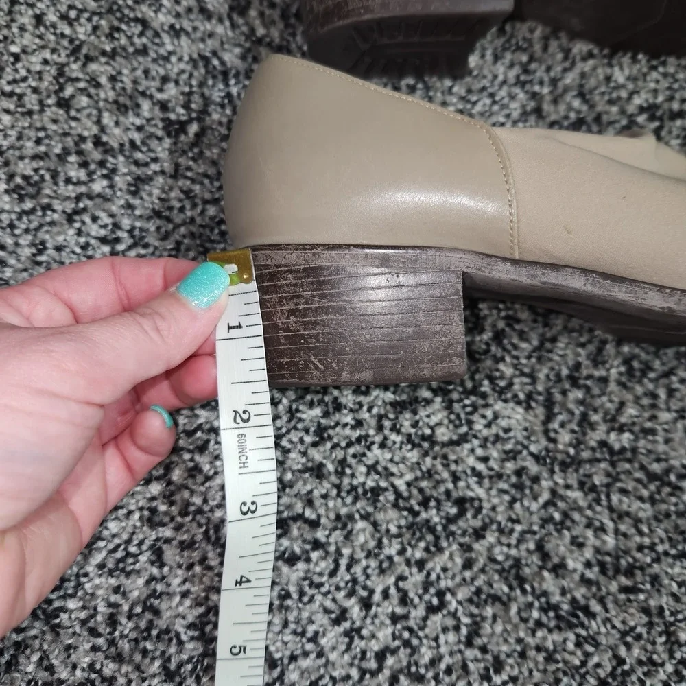 MUNRO American Cream Tan Stretch Fabric Shock-Absorbing Pump Comfort Women's 7 M